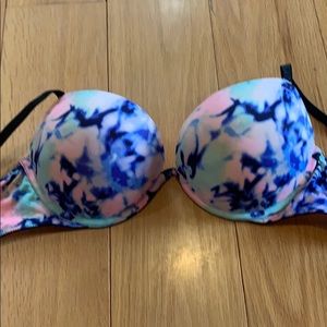 NWT Victoria’s Secret padded bra